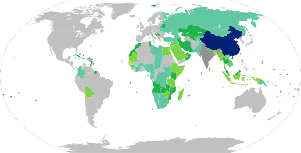 Pays selon le besoin de visa pour les ressortissants chinois :
* vert : pas besoin préalable ;
* gris : visa obligatoire ;
* bleu : visa à l'arrivée.