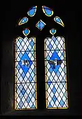 Vitrail de l'église de Saint-Martin-de-Lixy après rénovation de celle-ci.