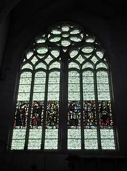 Vitrail nord du transept (1957), par Jacques Le Chevallier.