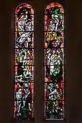 Vitraux du transept ouest à droite.  Gloire au Christ (1952).