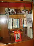 Vitrine bibliothèque.