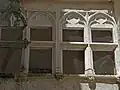 Décor du corps de passage au-dessus de la rue de la République.