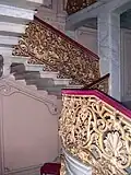 Escalier d'honneur doré