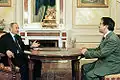 Le président russe Vladimir Poutine interviewé sur le plateau de la NHK en 2001.