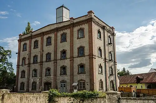 Ancien moulin.