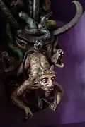 Masque au musée du folklore