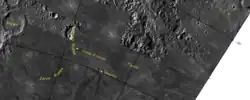 Vostok Rupes entre les grands cratères Mofolo et Pigalle