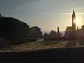 Vue de l'abbaye depuis l'extérieur au petit matin.