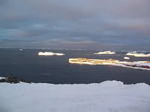 Vue depuis le dortoir des hivernants (côté ouest).
