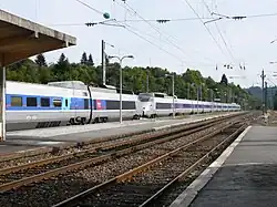 Passage TGV sans arrêt.