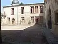 Cour intérieure.