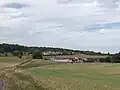 Vue générale de Ferrière, du calvaire de Blécourt