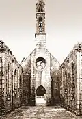 Ruines de la chapelle Sainte-Barbe.