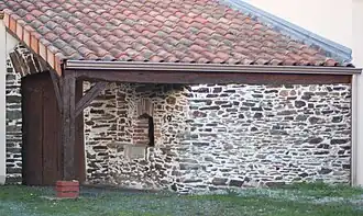 Four à pain de Bas-Briacé, le Landreau.