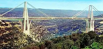 Le pont du Wadi al-Kuf à El Beïda, Libye.