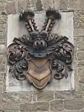 Armoiries à la salle des sports.