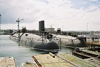 illustration de HMS Conqueror (S48)