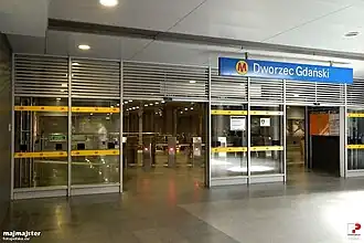 Image illustrative de l’article Dworzec Gdański (métro de Varsovie)