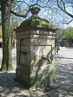 Pompe à eau de village, 's-Gravenzande, Hollande, XVIIIe&nbsp;siècle.