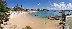Camp Cove Beach dans les banlieues est de l'agglomération.