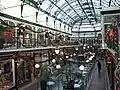 Wayfarers Arcade, décoré pour Noël.