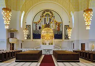 Vue intérieure de l'église Saint-Léopold am Steinhof (vers 1907).