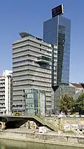 N° 1, Media Tower