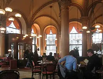 Image illustrative de l’article Café Central