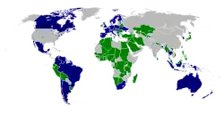 Carte de répartition géographique du mouvement Wikimédia. En bleu les chapitres, en vert les groupes utilisateurs à thématiques régionales