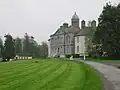 L'hôpital Wilson créé en 1761 comme école pour les jeunes protestants et devenu hôpital gériatrique.