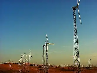 Anciennes éoliennes du parc d'Altamont Pass en 2003.