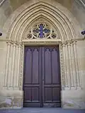 Le portail d'entrée.