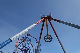 Wonder Woman: Lasso of Truth à Six Flags Discovery Kingdom