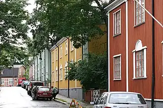 Puu-Vallilaa.