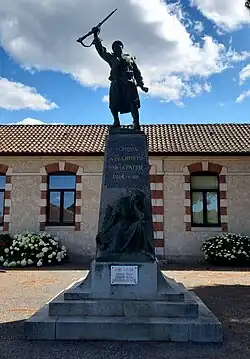 Monument aux morts.