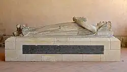 Photographie d'ensemble du gisant.