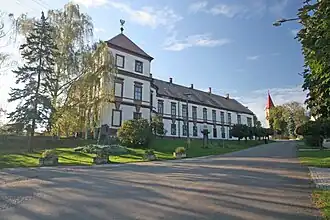 Hořiněves