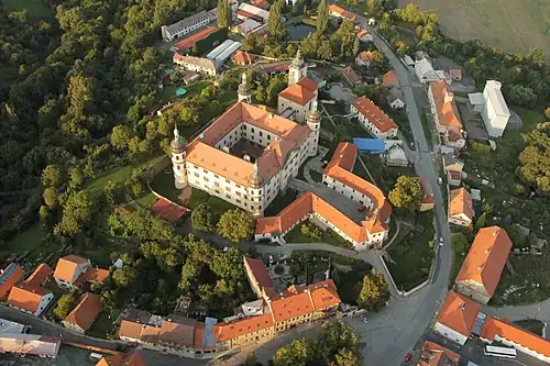 Château : vue aérienne.
