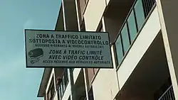 Indication de contrôle électronique de ZTL à Vevey, Aosta.