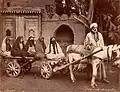 Un arabe avec trois veuves et deux servantes.