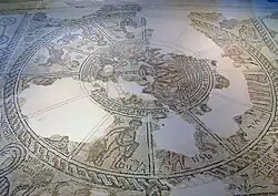 Roue zodiacale dans la synagogue de Tsippori (Ve siècle).