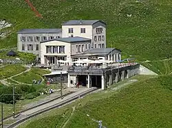 Zoom sur la gare.