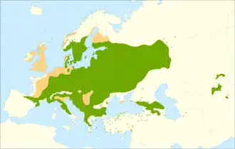 Description de l'image Acer platanoides range.svg.
