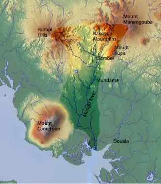 Carte du bassin versant du Moungo avec les monts Bakossi au nord-est.