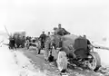 Un tracteur Berna tractant un obusier de 15&nbsp;cm pendant la Première Guerre mondiale.